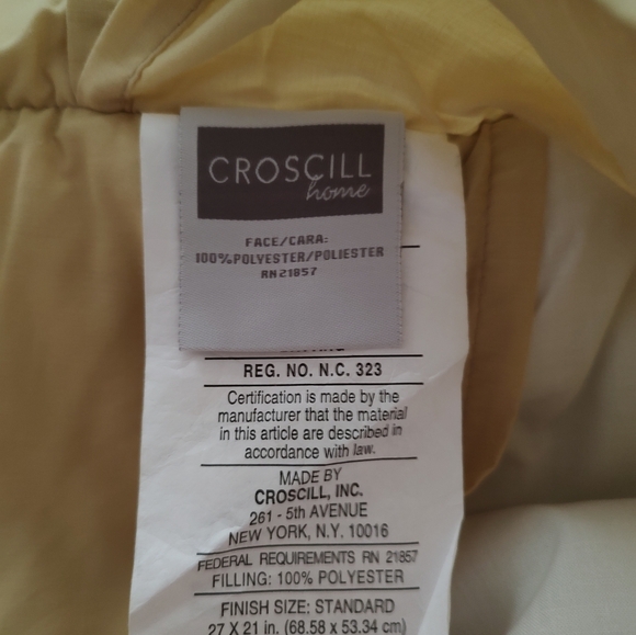 Croscill Twin Comforter Set, NWOT - Picture 10 of 10